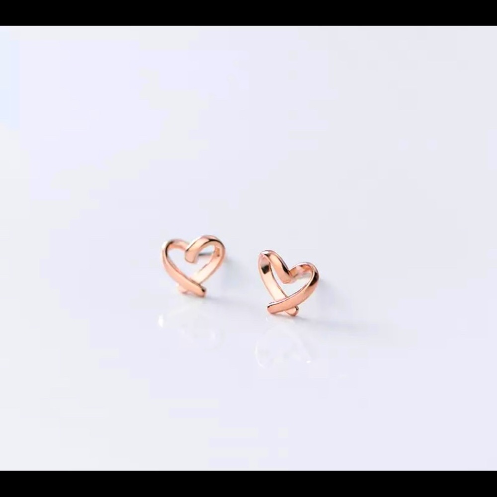 Rose gold sterling silver heart shaped earrings